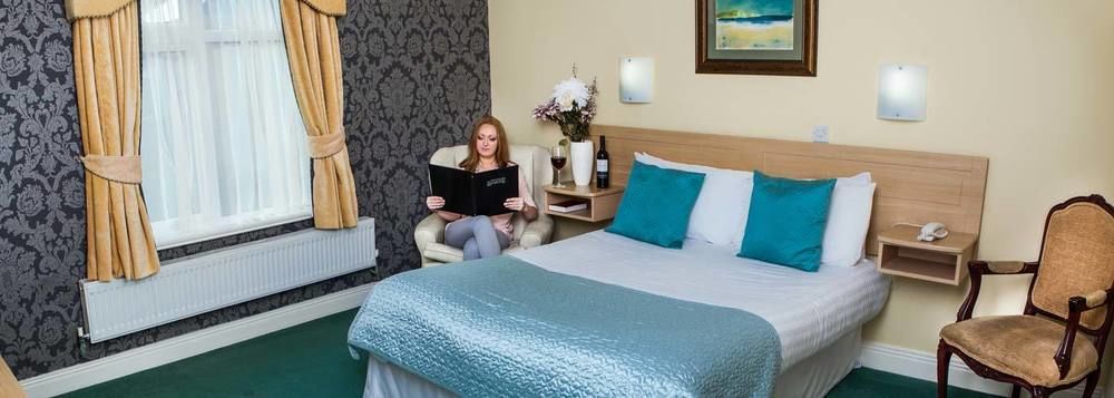 The Harbour Inn Buncrana Bagian luar foto